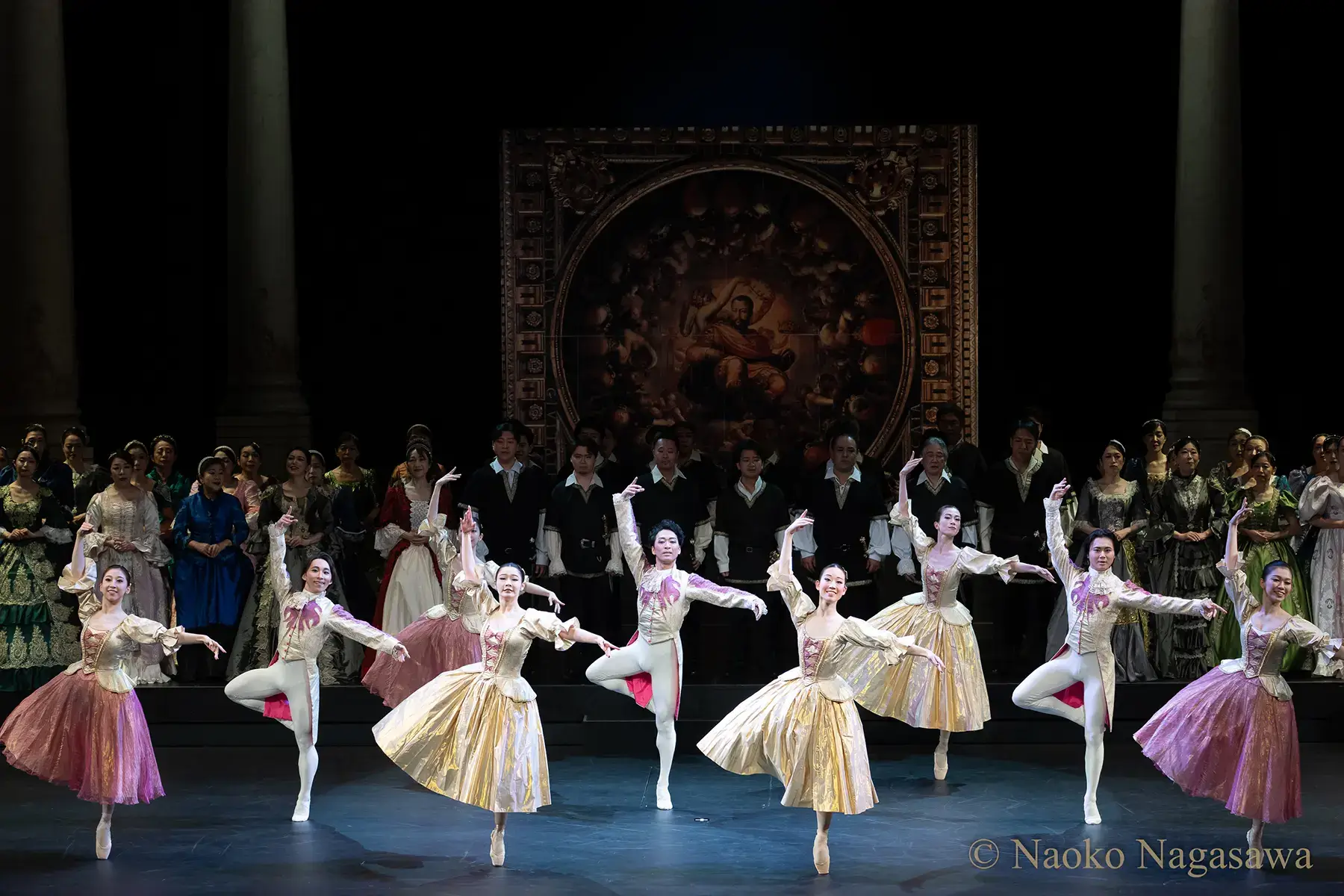 結婚式の祝祭ムード。